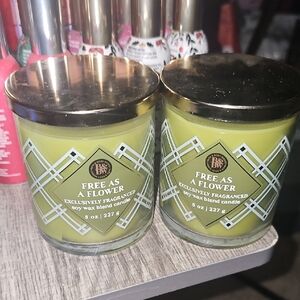 2 Free As A Flower Single Wick Candle